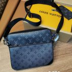 889c5ab114854a098ff18f9b8de1eb1b-1