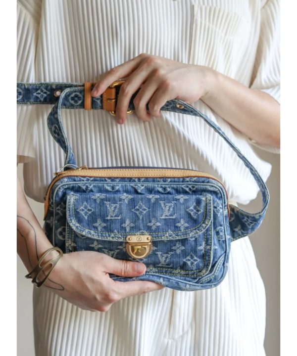 8d42e8cde6444590a7fa51ca81a6d4d1