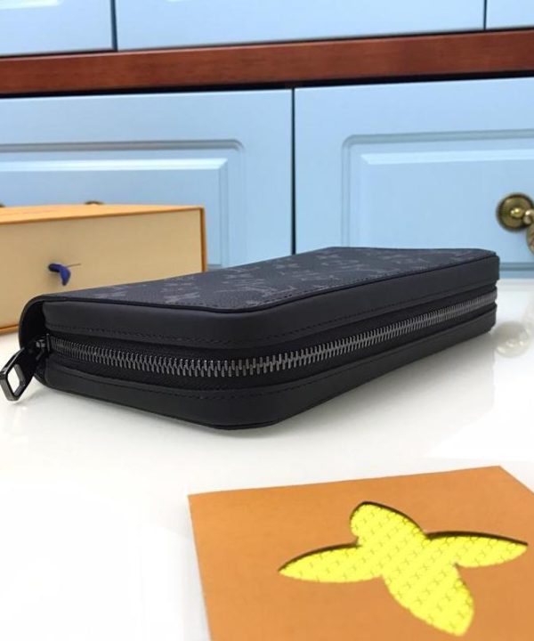 8fb77c25c883418ab014093c3baf2ec0-1 8fb77c25c883418ab014093c3baf2ec0-1