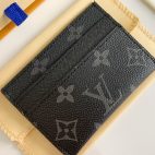 946a06494cdf4185877e98d30cb3e403-1