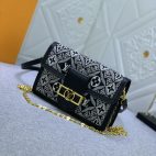 9789d59cc3cb434a903aff0edfb0581c