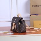 9e1de2d2944b495ebdfaefb937f8844d-1