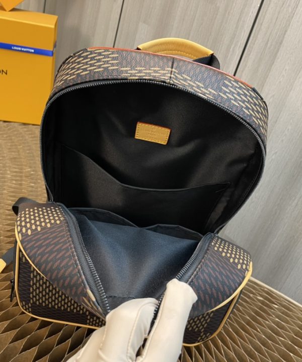 9f87223946ec4e418c04d8a043bf058d-1