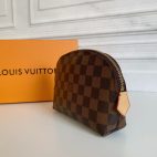 9f8be67c029d447c814019d77103d31d-1