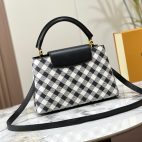 a04572b674a1475ab93d2e0e2ce4abd4-1