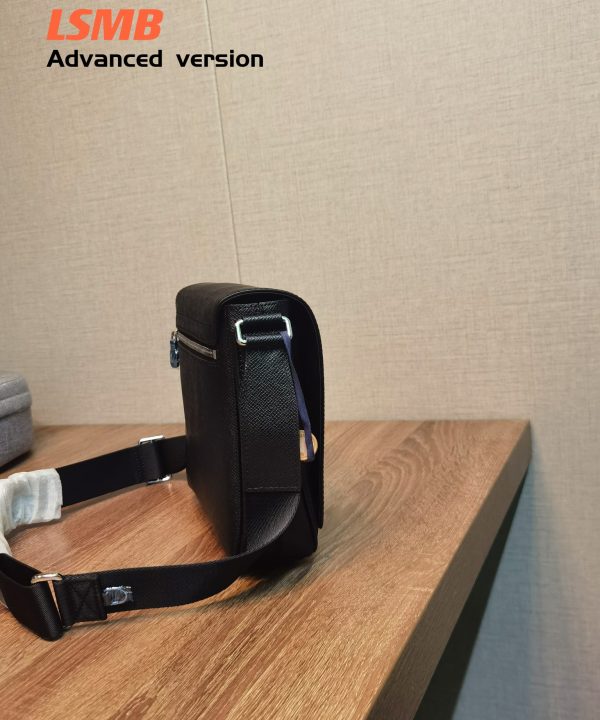 a14aa4fc0c7d4afdacda3e150631cbbd-1