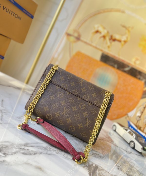 a384612b96f94d09ae76e4534dd7b60c-1