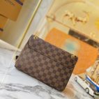 a89265e2818946449b7ea99794beed13-1