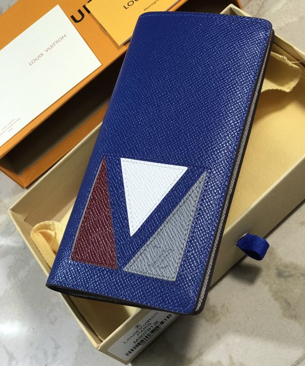 a8e2eb7f0e4a42a1822cb3ff0f4d5438-1