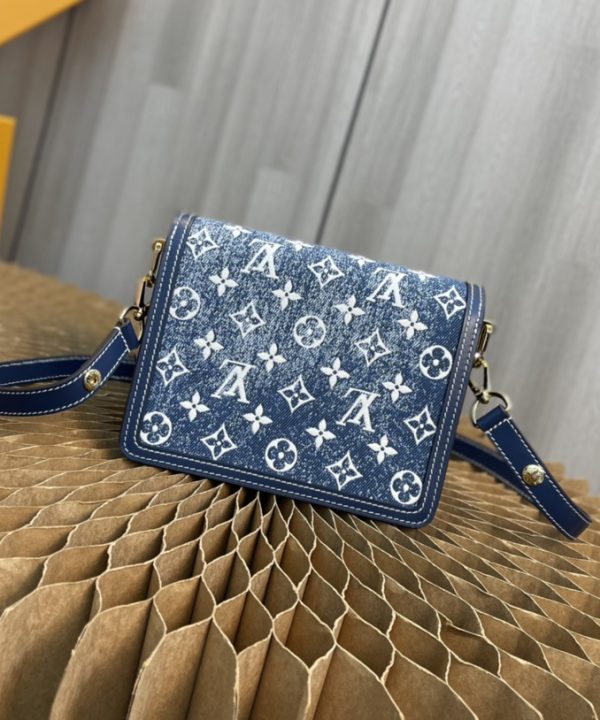 ae718ffc6b544b6ab7439202c8559505