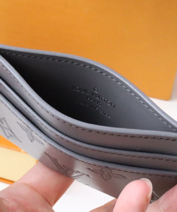 b002e0bf82f344f8b8d08dc4fcb85604-1