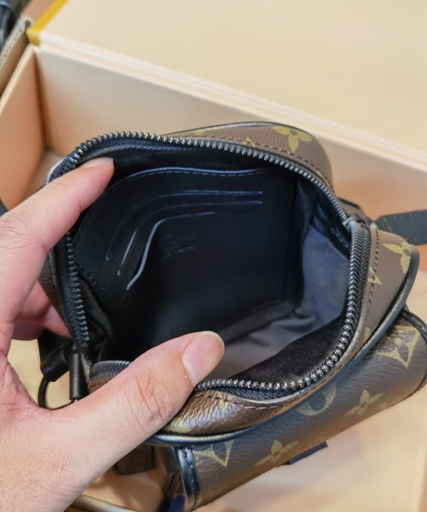 b0e7df9a2dc74d39bdfdb9d944a57de3-1