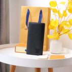 b25b1fcf69bb415d9dfd37c3e6d4864b-1