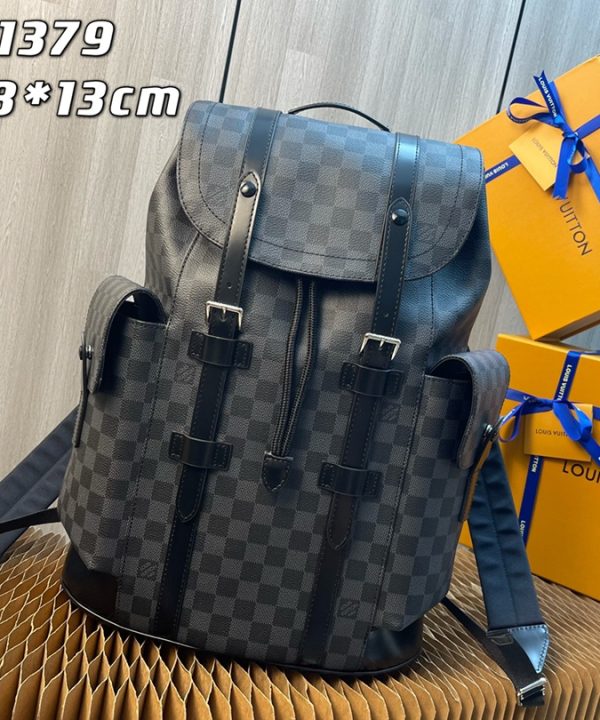 b4717de2b99a4176a30bd7960f230b43-1