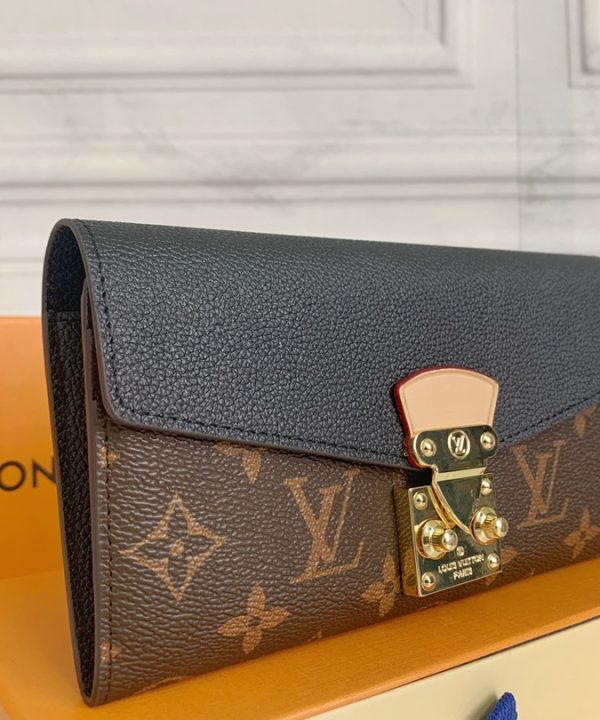 b958b75760b348238c335d103fa1a1cc-1