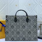 b9c74c3f361a4005b4f93b36e2a2ca98-1