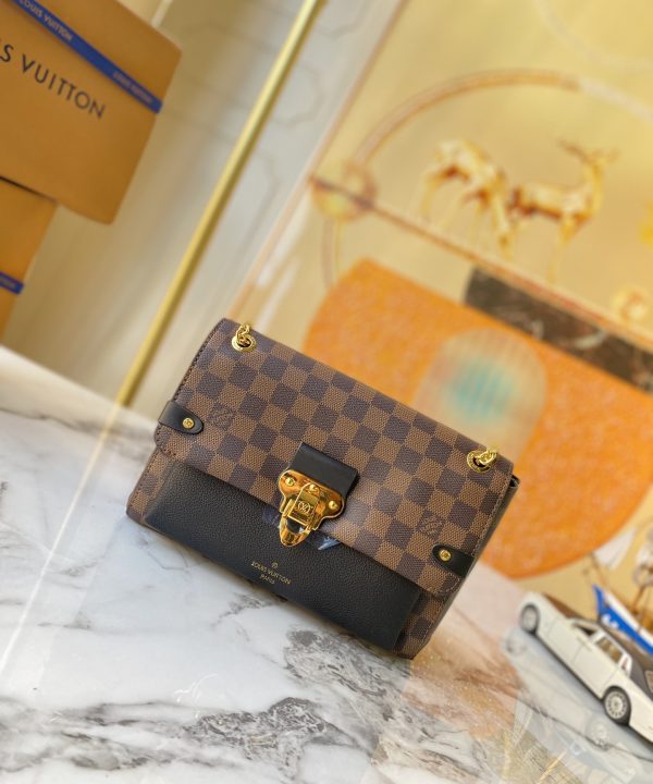 bc5c773eeffb48129af9dcc47506aa47-1