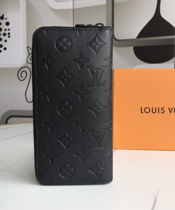 bd942316742f447291b898b5896a2e1f-1