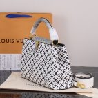 be98b56876bb47798e034b3418c60a96-1