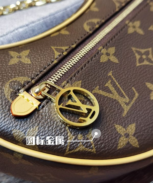 c0d750b44baa4b8899d8fc11f954e699-1