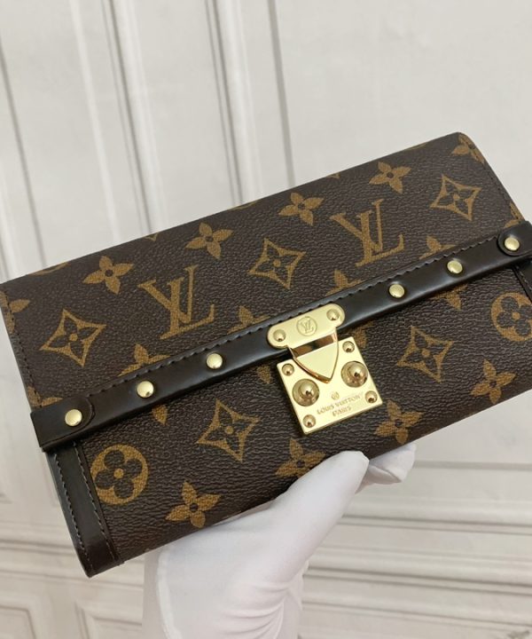 c12e9eb0bb634d219269074660aaa185-1