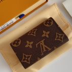 c260ab8b7e1a4ff2acb9966986522096-1