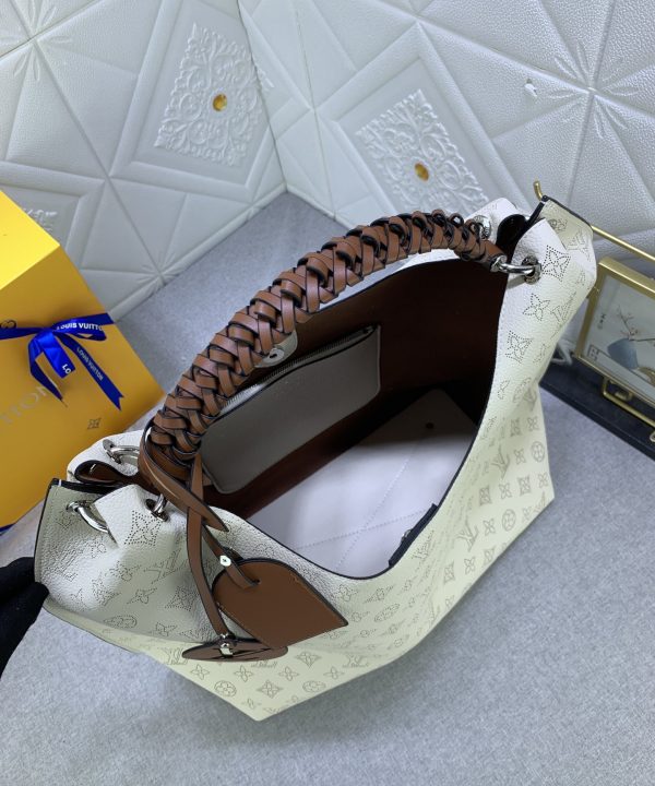 c6c24f9f890f4cbf91a6953c0f32cf66-1