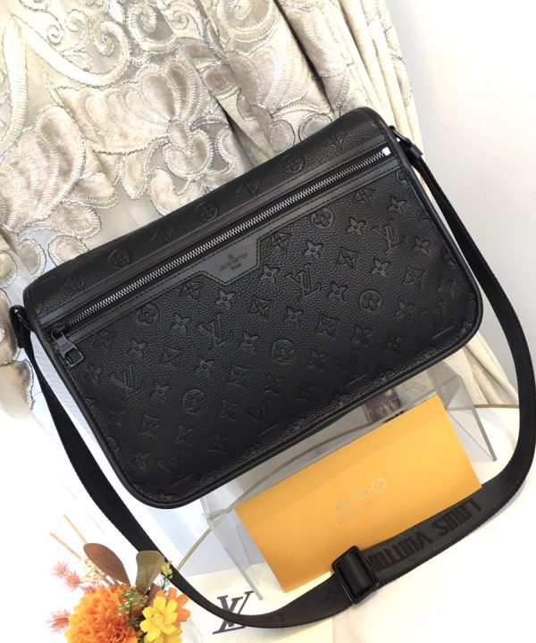 c745bef92e5c48f88ba8e013509a201d-1