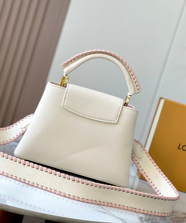 d066fff975ce4376bc0fa83aae0962ac-1