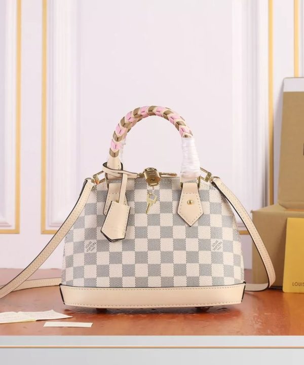 d30c549d6c3e44248ec06fc6642bcd7d-1