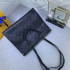 d3b90dc9cc2f4c6aaacb35149a1ebf4a-1