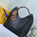 d6d7d576f5fc49989a7662b9d04eca3c-1