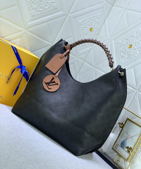 d6d7d576f5fc49989a7662b9d04eca3c-1