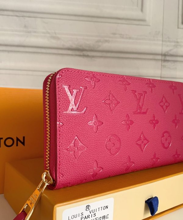 d889d6b2ce0740478f915c99e48c0be0-1