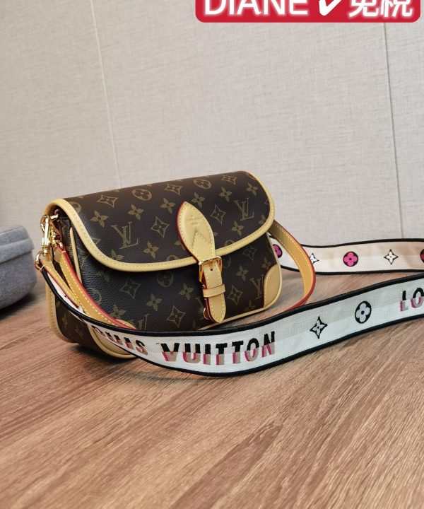 d9f50542c59c41d497dc7f3c5f9266fb-1