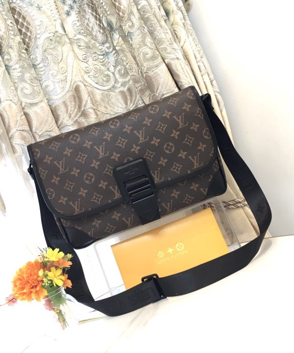 dd916dec943841429c712ff1eb9b4e06-1