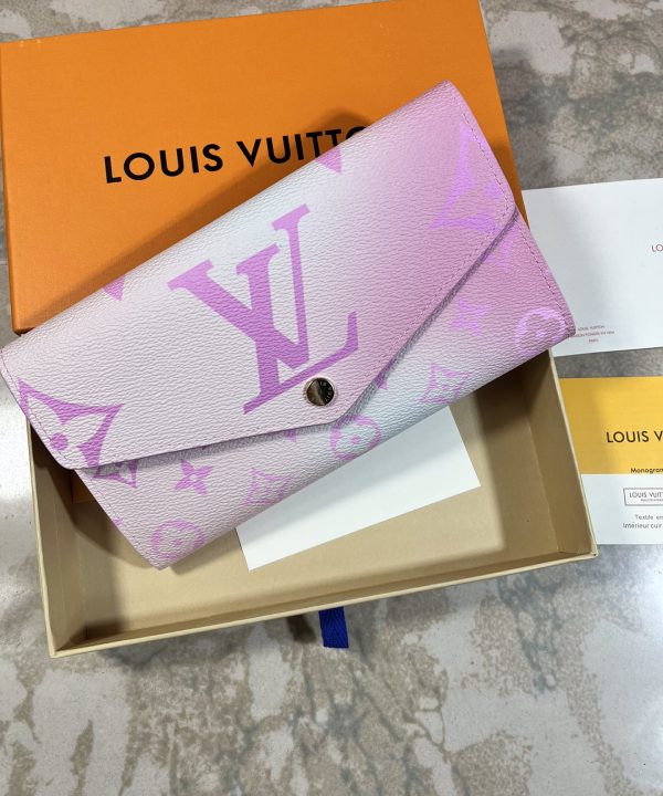 e2620f26baca431aad809645567096f9-1