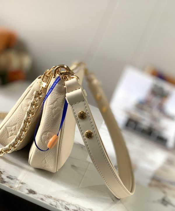 e3db803fe2e440508a81fe303bee9a0a-1