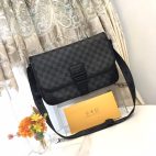 e3f8d4430bf14815983246bf0c75c3a3-1