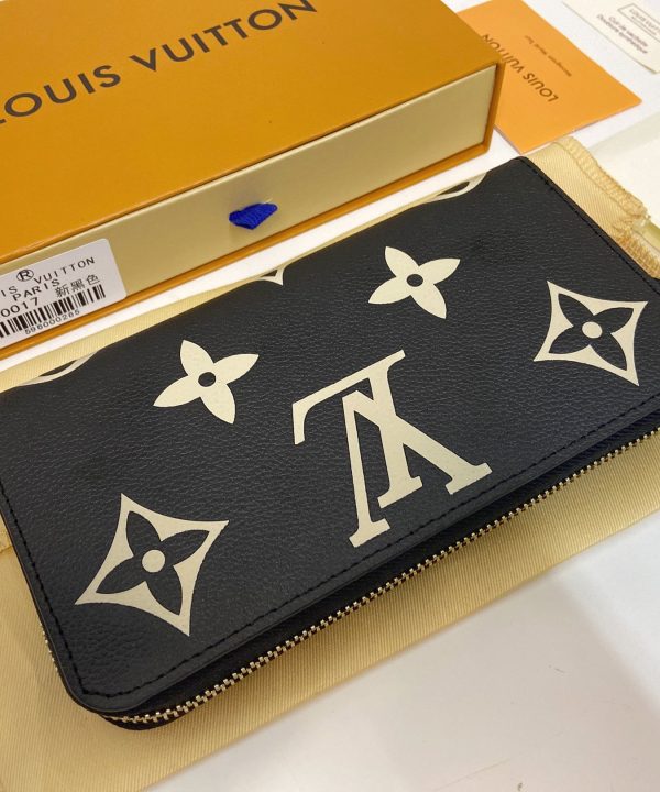 e676536fdd944d38add58b6ef4a6d07e-1 e676536fdd944d38add58b6ef4a6d07e-1