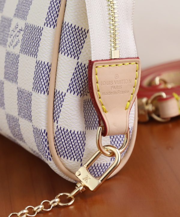 e7115533304a482ea055b12088de28b9-1