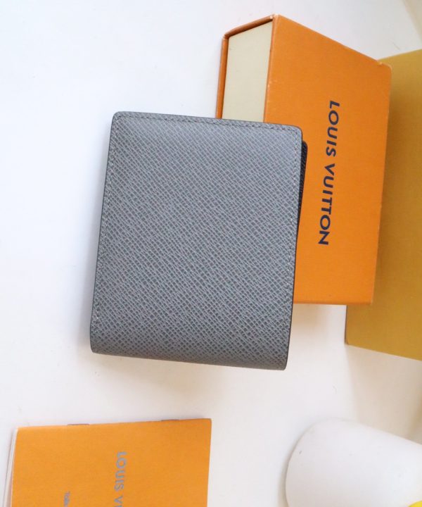 eda70bafa5cf4d98961e4236406cdcc0-1