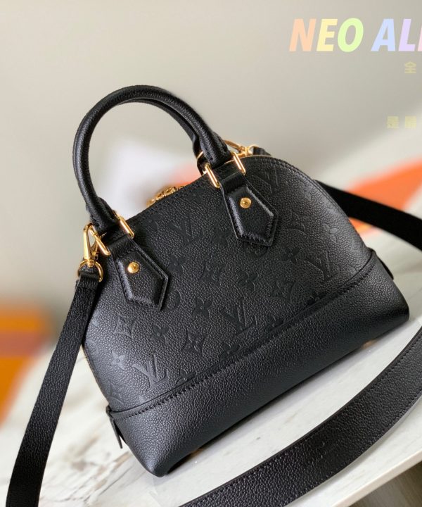 efec7c1bca044707b1bf796982b8aec8-1