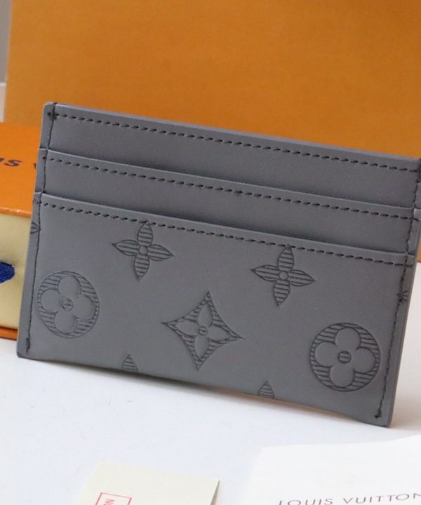 f0415f5edcf24e5db4dc580945aa1404-1