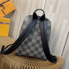 f055a6690e7742e8ab4821494658ec32-1