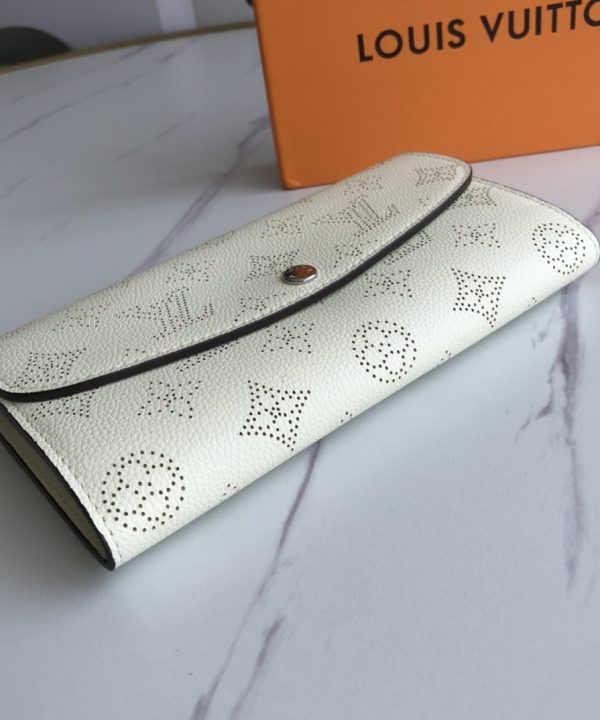 f0766b832361483ab1779c8073a1b690-1