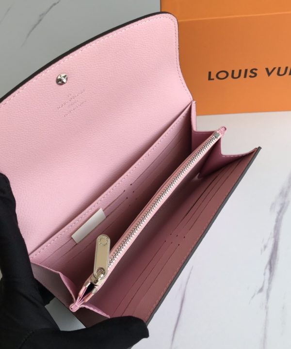 f57e6fd4d6884648b0c770b2402cd580-1