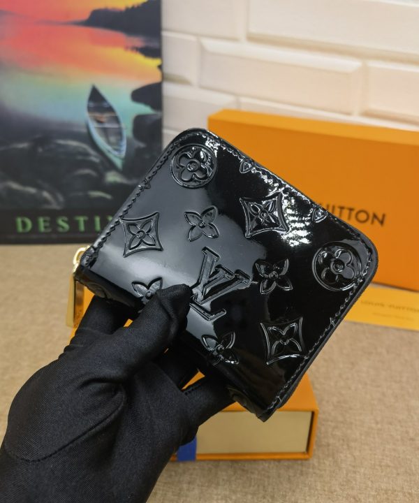 f58c476084d348e8907b584ef527cf9a-1