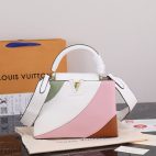 f97687e555b44d4aa9271d20cb80be13-1