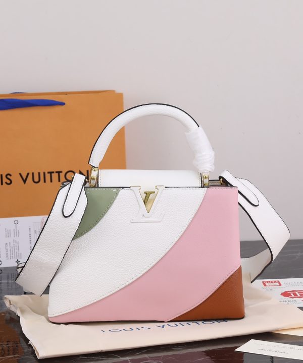 f97687e555b44d4aa9271d20cb80be13-1